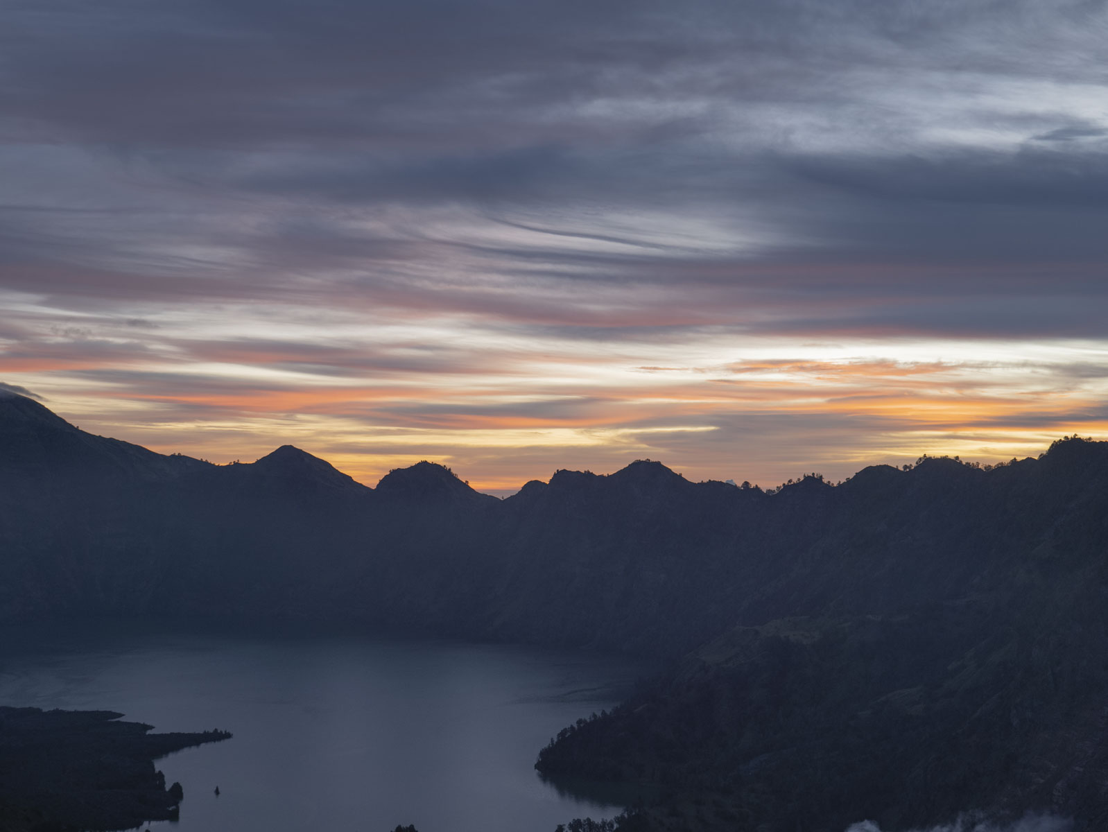 Восхождение на вулкан Риджани: Путешествие к небесам Ломбока (30/55)