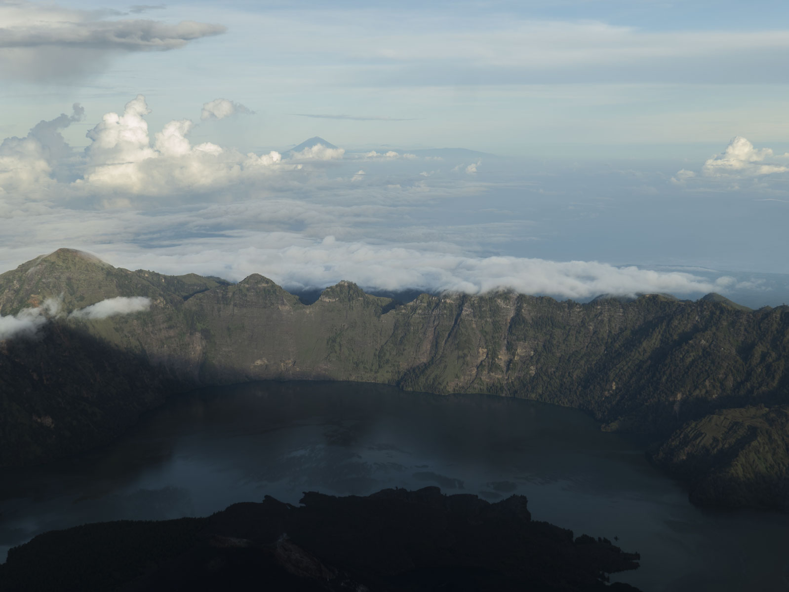 Восхождение на вулкан Риджани: Путешествие к небесам Ломбока (42/55)