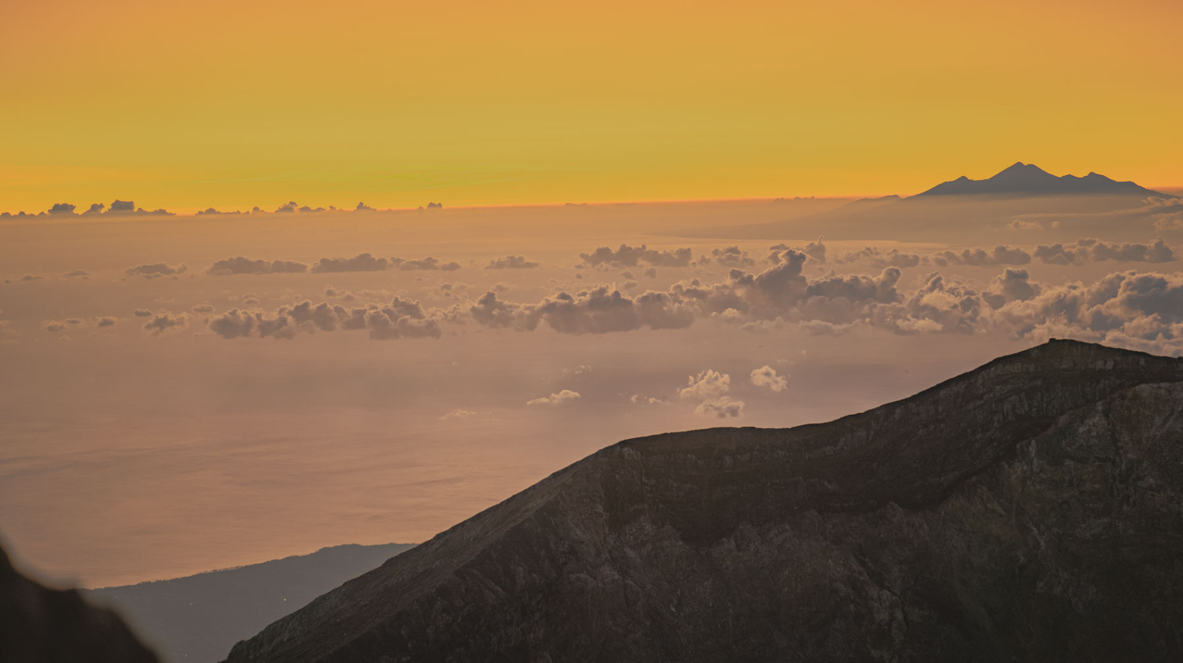 Восхождение на вулкан Агунг  (3/48)