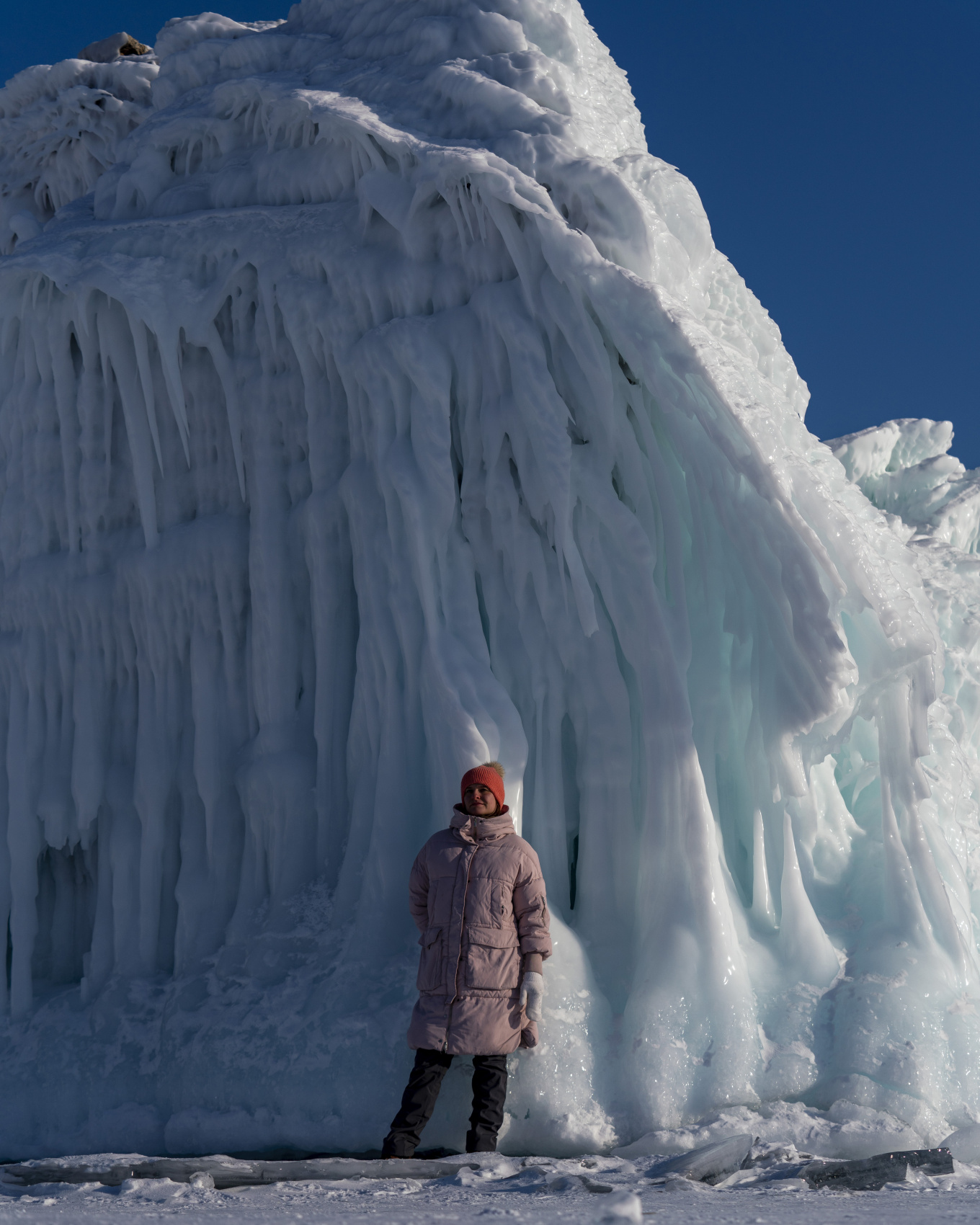 Лёд Байкала. Иркутская и Бурятская стороны. С пересечением озера! (5/23)