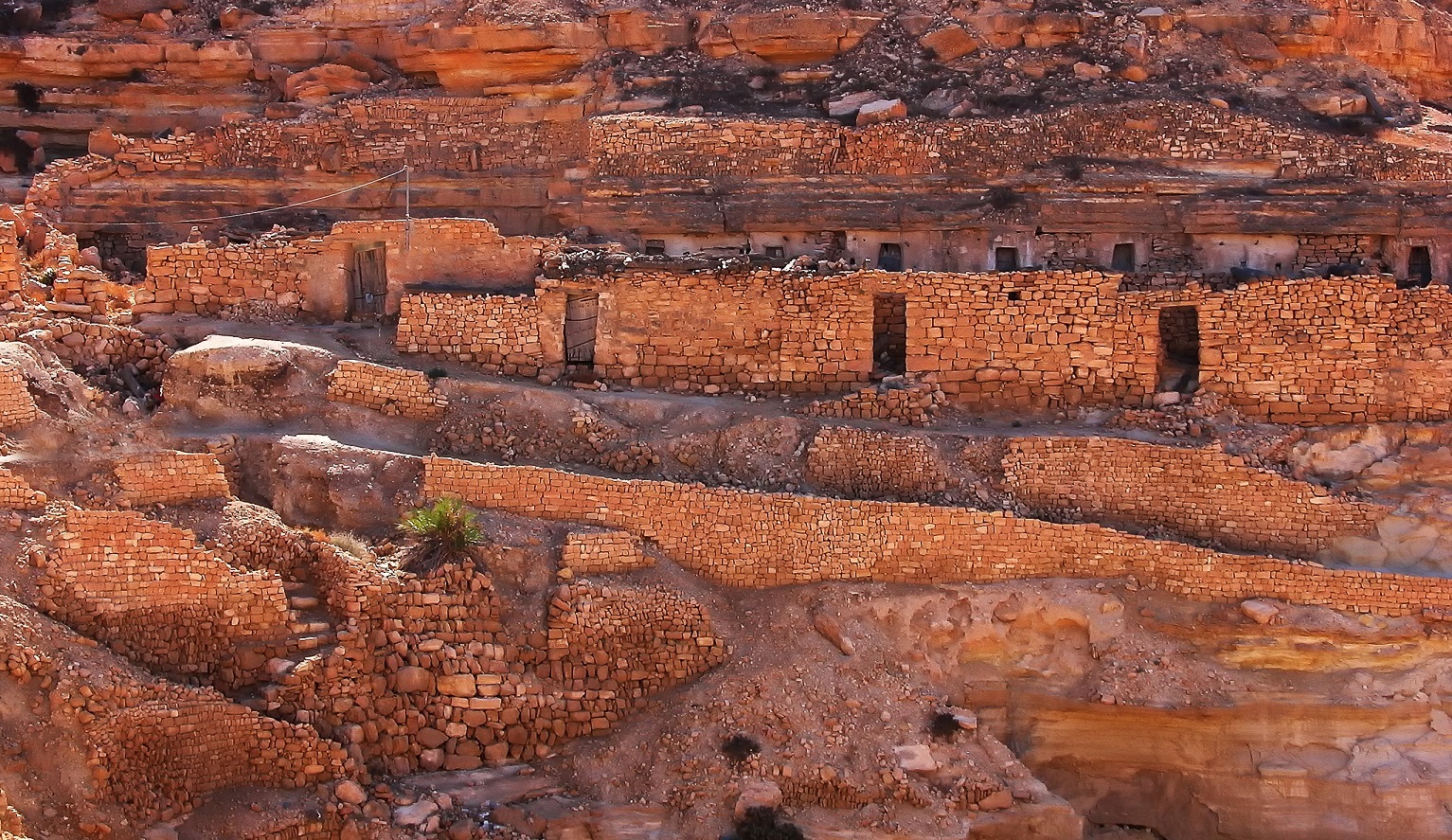 Тунис: к римским развалинам, в горные оазисы берберов и по следам Звездных войн (17/18)