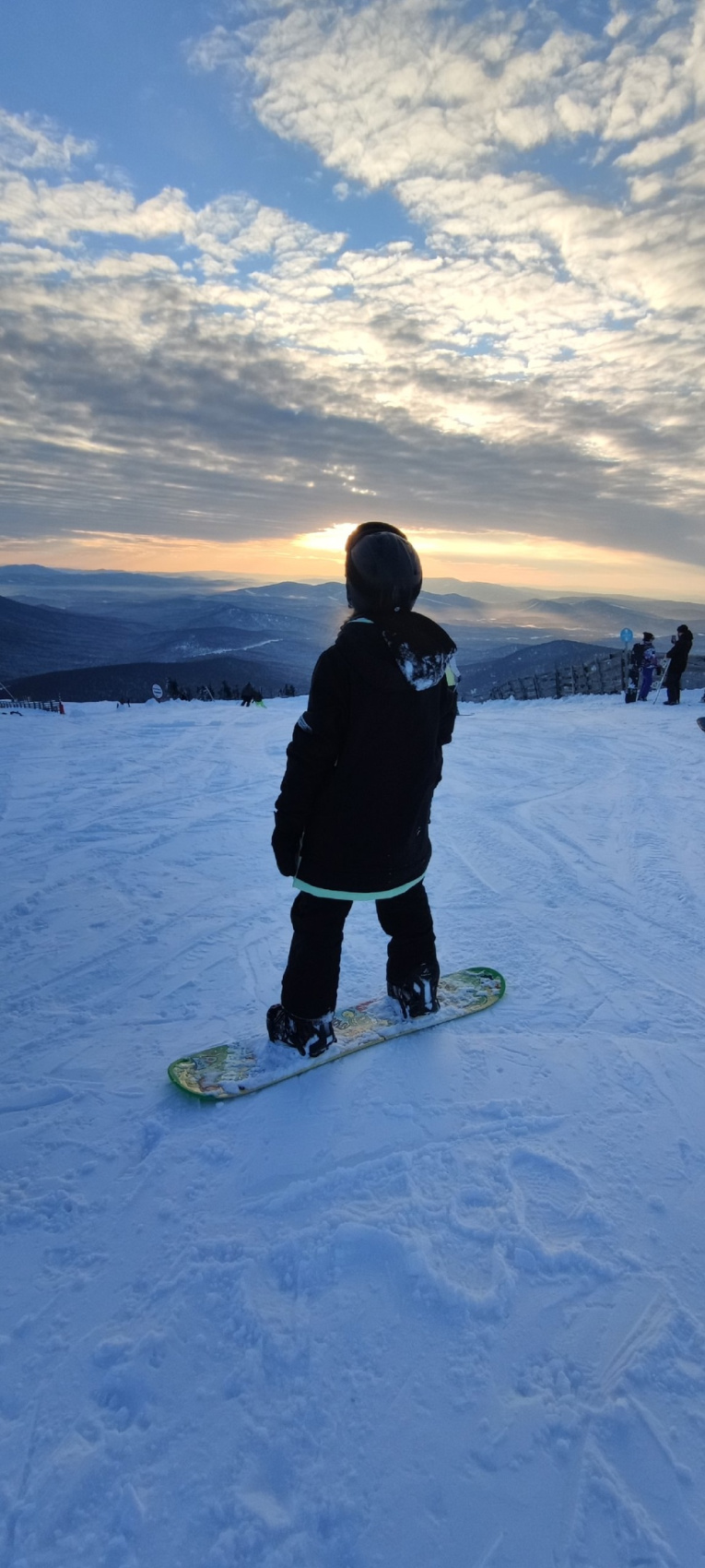 Яркий Шерегеш (9/48)