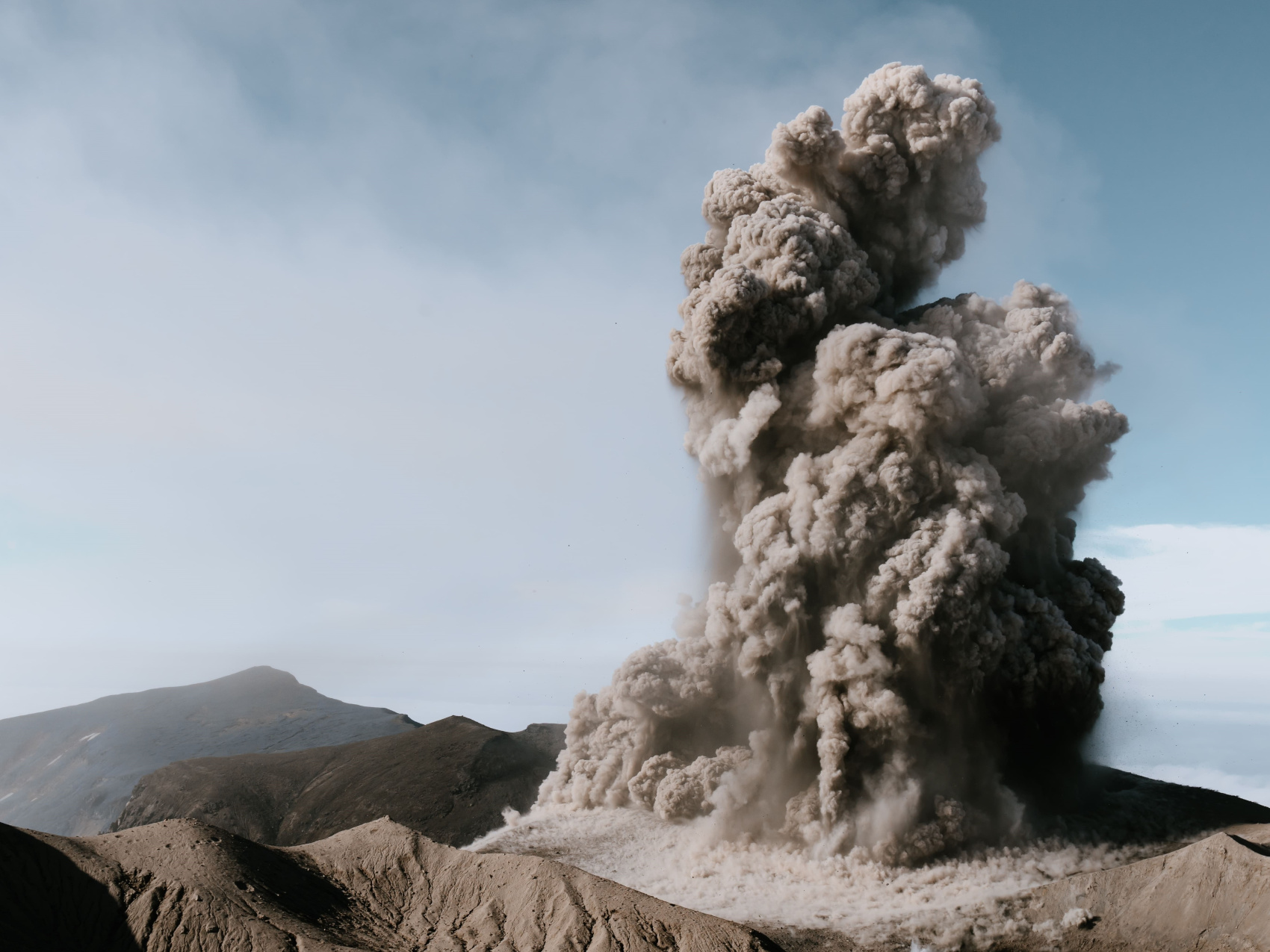 Северные Курилы. Вулкан Креницына, Эбеко, Алаид (2/32)