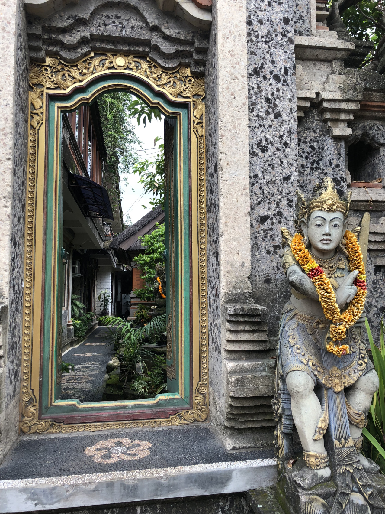 Балийское Блаженство. Волшебное Женское  Путешествие на изумрудном Острове Богов. (9/138)