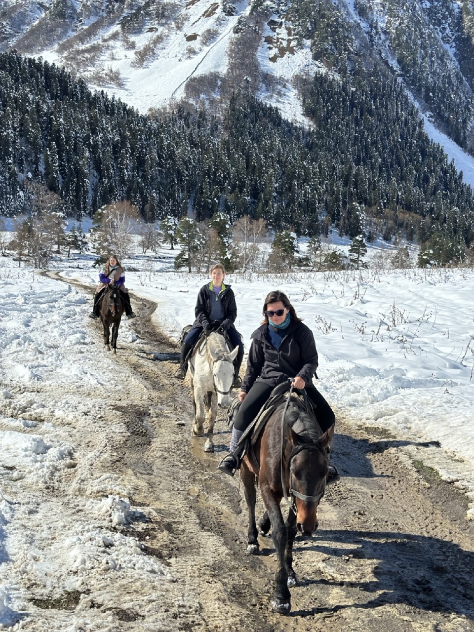 Спокойный конный тур Отдых в горах Архыза (3 дня) (11/20)