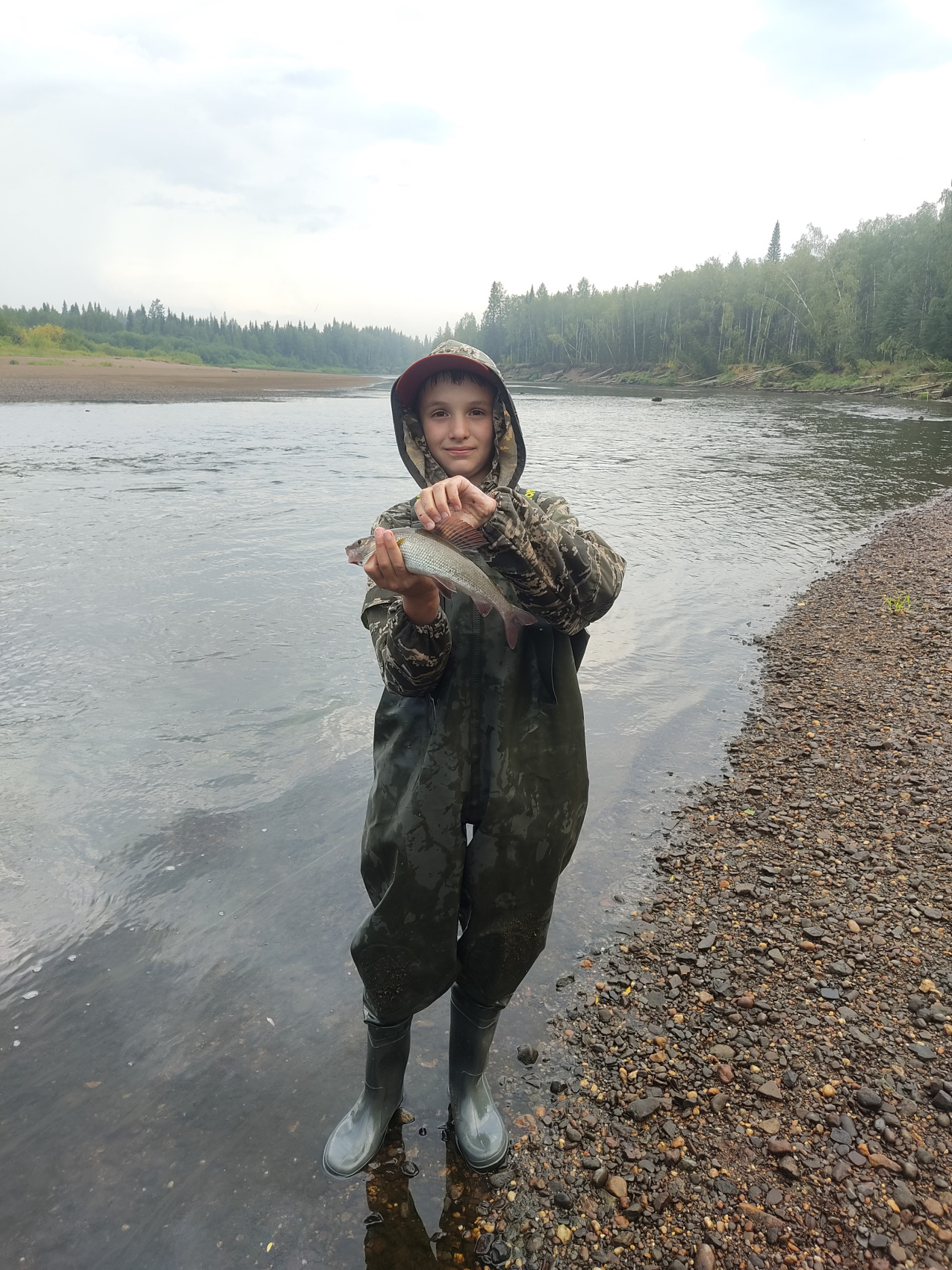 Малый сплав с рыбалкой на хариуса рекам северного края (19/46)