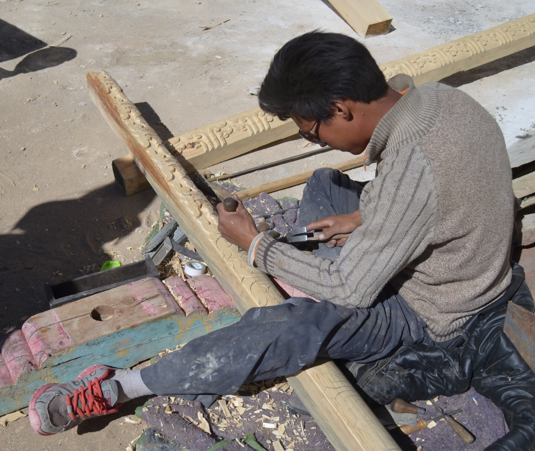 Золотое ожерелье Непала (31/79)