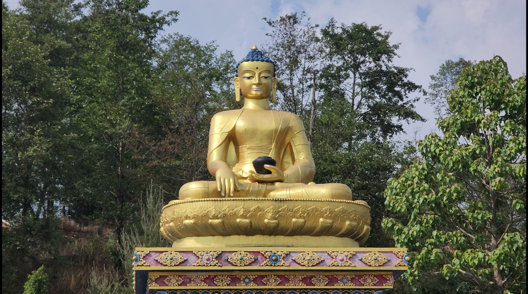 Золотое ожерелье Непала (33/79)