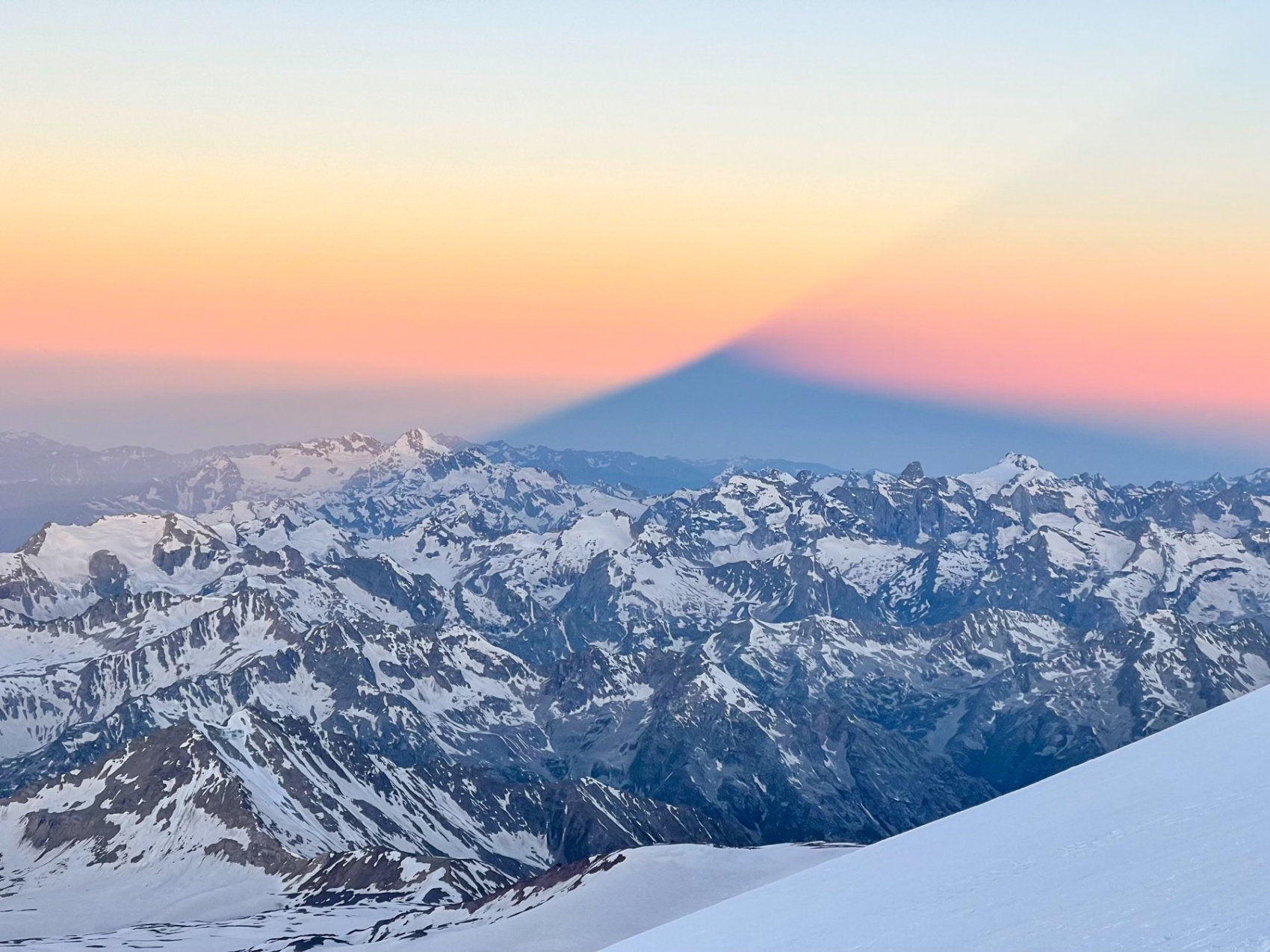 Восхождение на Эльбрус по программе “Крест с юга” (7/9)