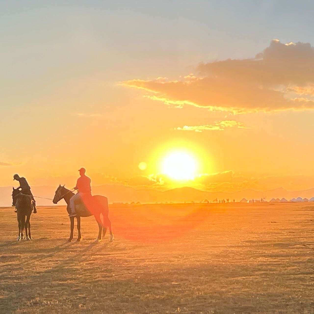 Vip Кыргызстан: лучшие локации, юрты, хендмейд, кони, манты & плов. Всё включено (4/39)