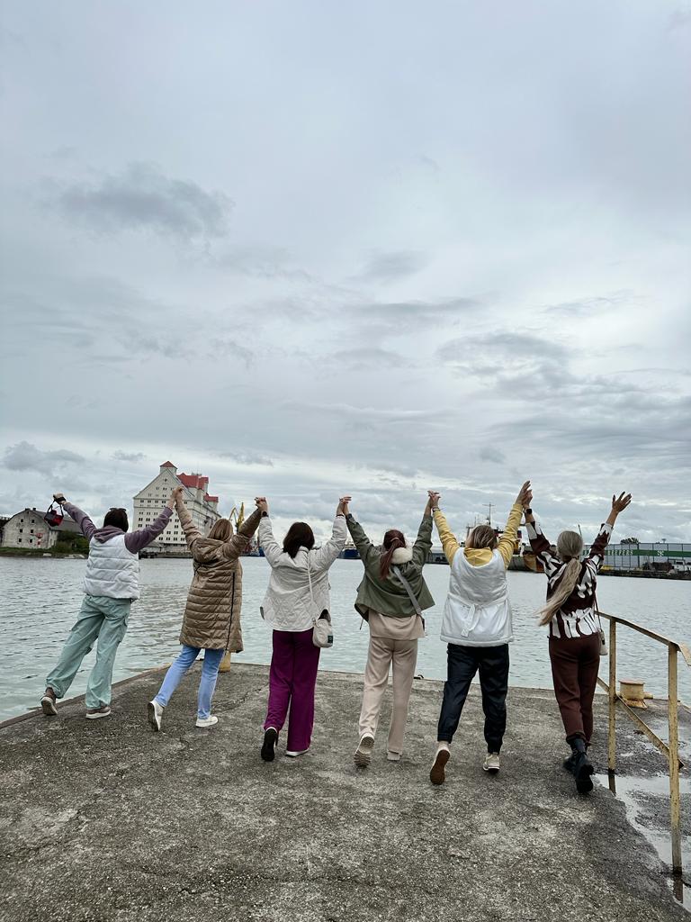 Девичник на Балтийском побережье (12/17)