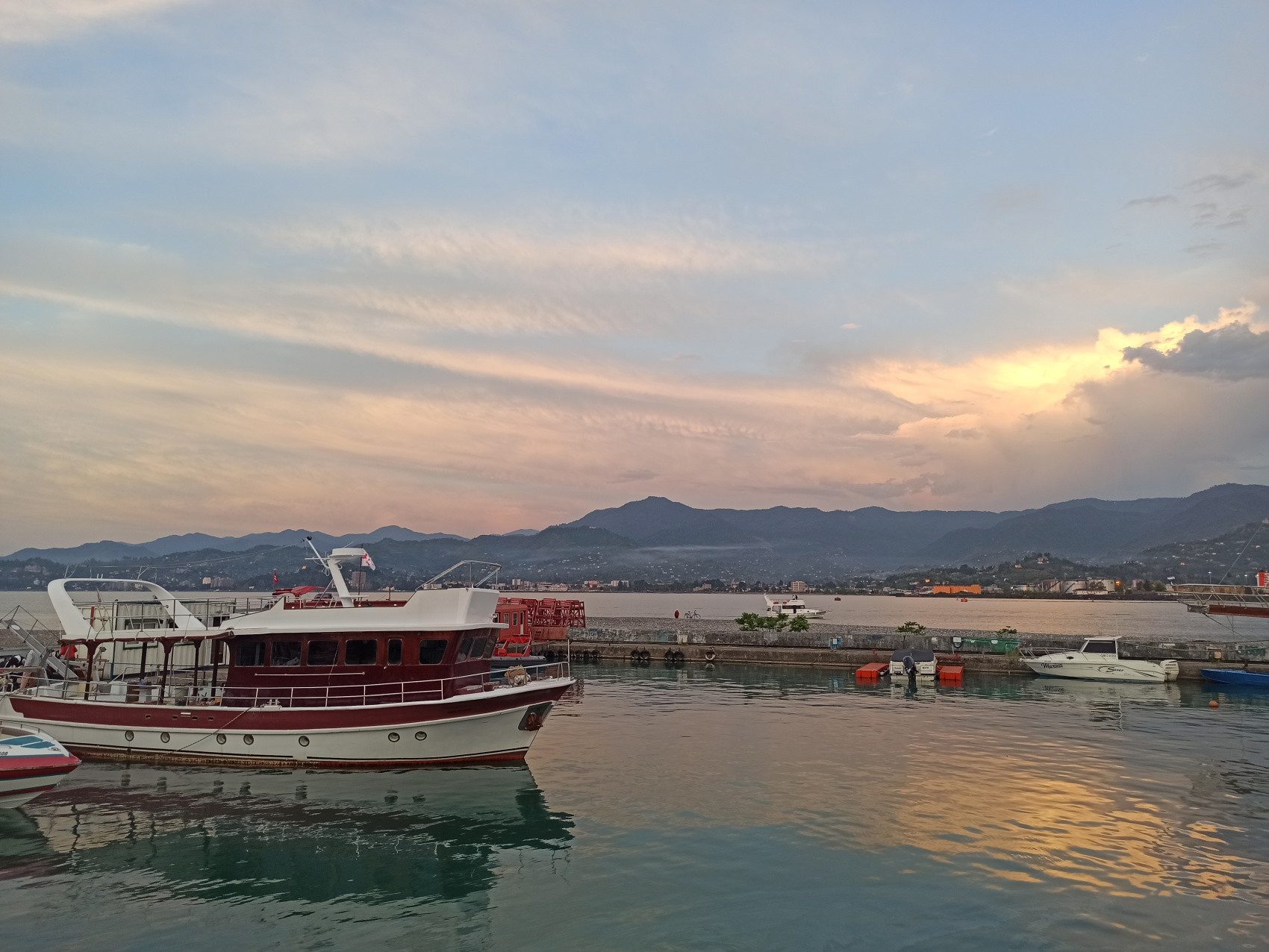 Тур в Батуми на выходные (8/28)