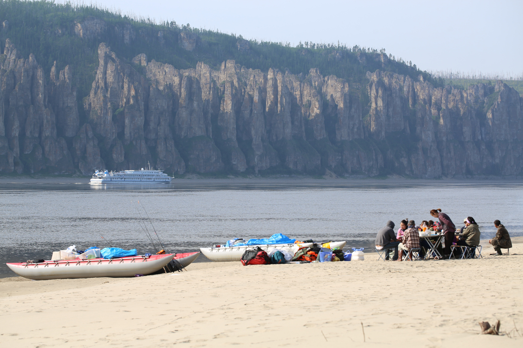 Золотые скалы реки Синяя. Синские и Ленские Столбы (10/12)