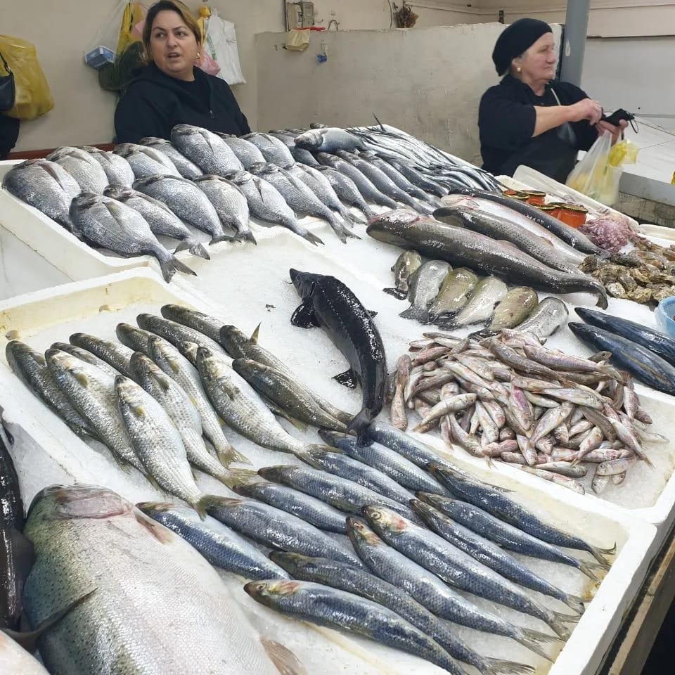 Атмосферная  Грузия с морем, сбором винограда и изготовлением вина (6/35)