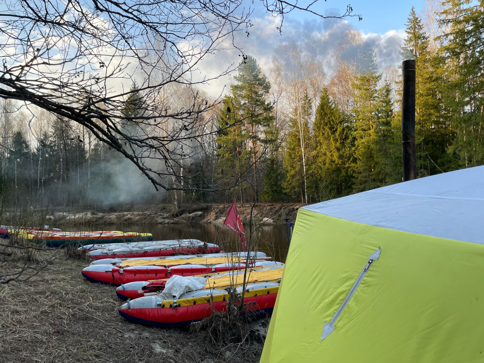 Сплав Победный на катамаранах по реке Юшут (2/11)
