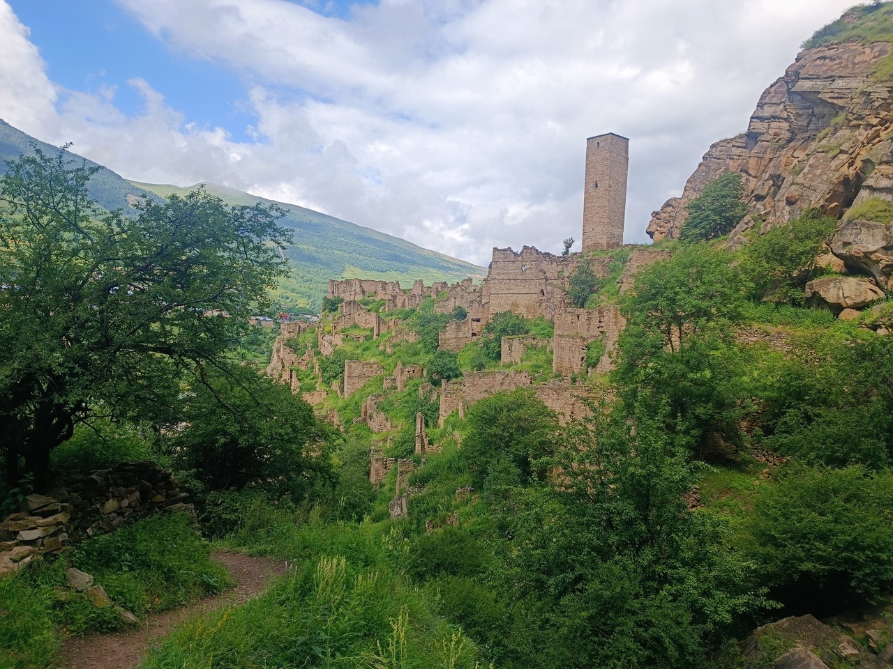 По краю башен. Кавказская тропа (6/11)