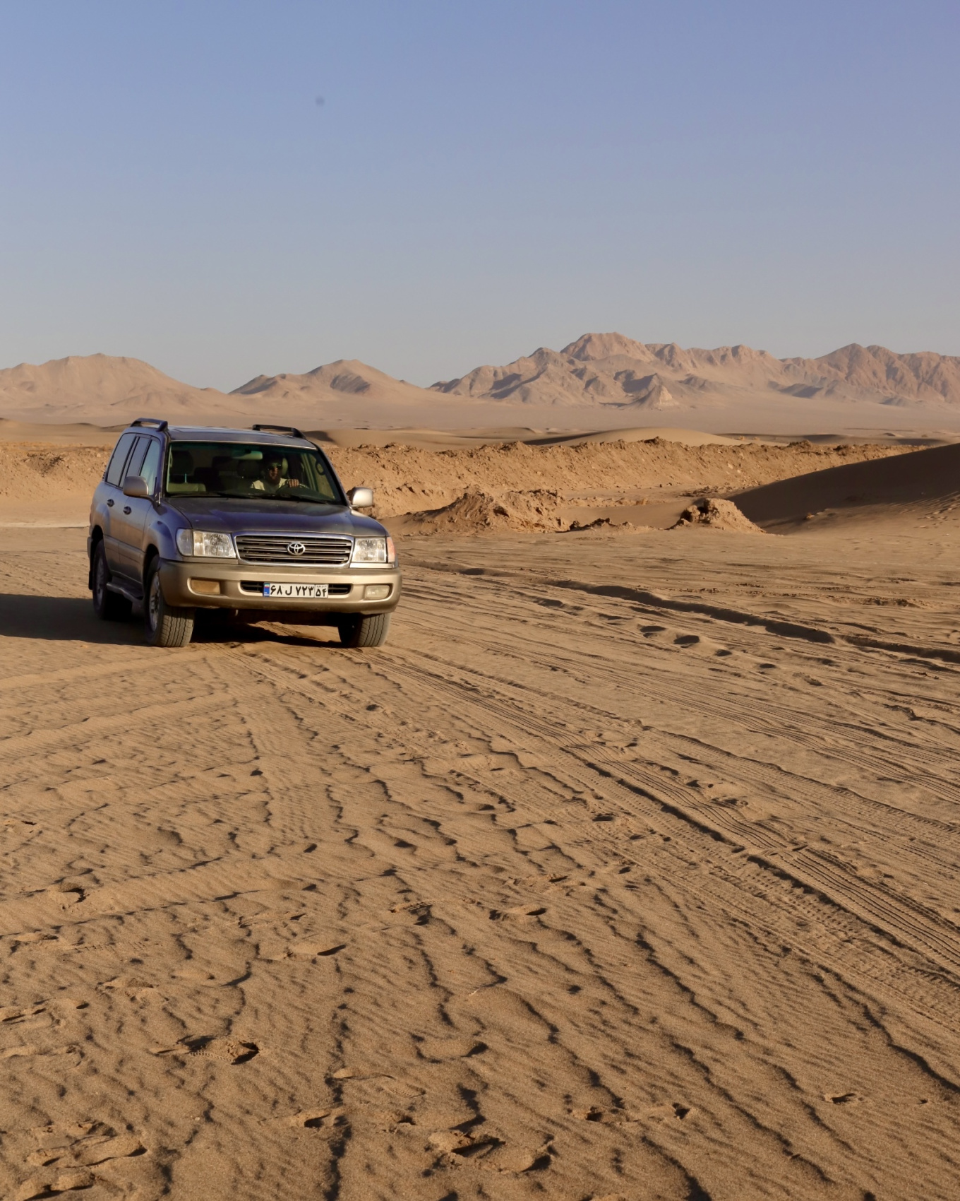 Воздушные купола Персии. Фотодевичник в Иране (41/95)