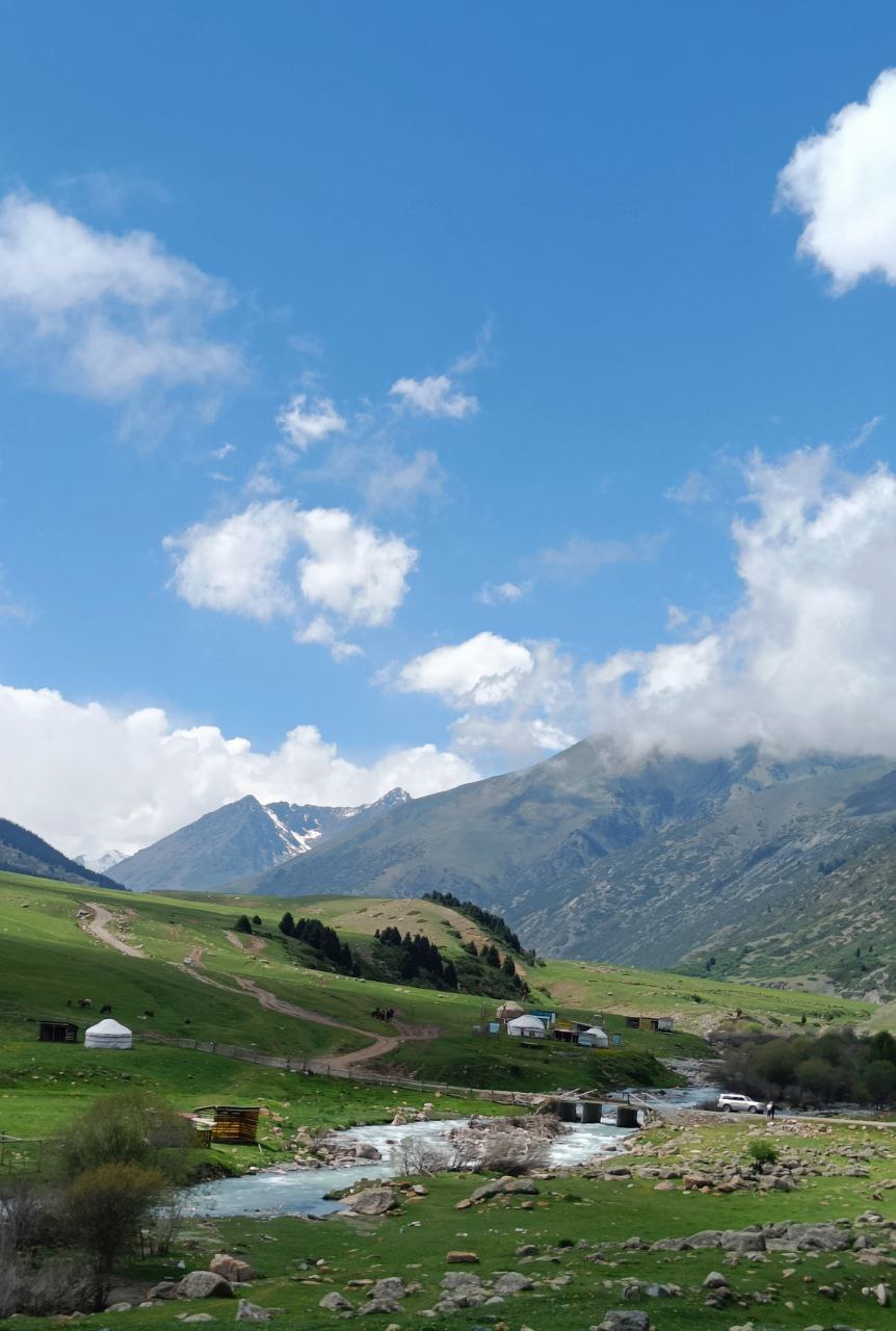 Июньская сказка: Путешествие по Красотам Кыргызстана (4/34)