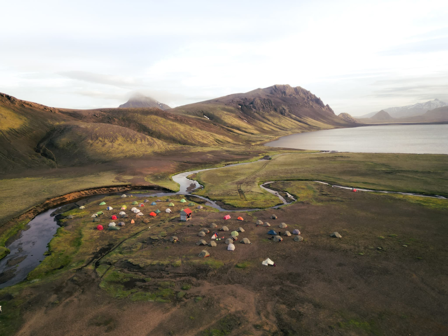 Треккинг по ИСЛАНДИИ — скрытые тропы Фьяллабака и Ватнайёкулла