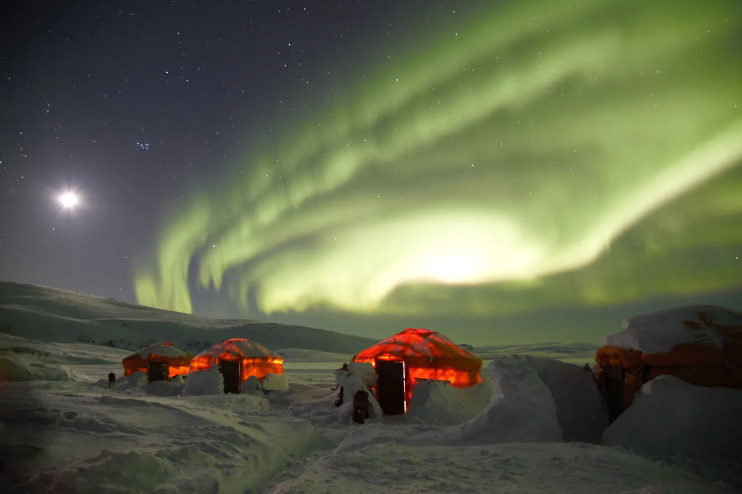 Центр наблюдения за северным сиянием. Юрты на краю Земли: 4 дня в Териберке