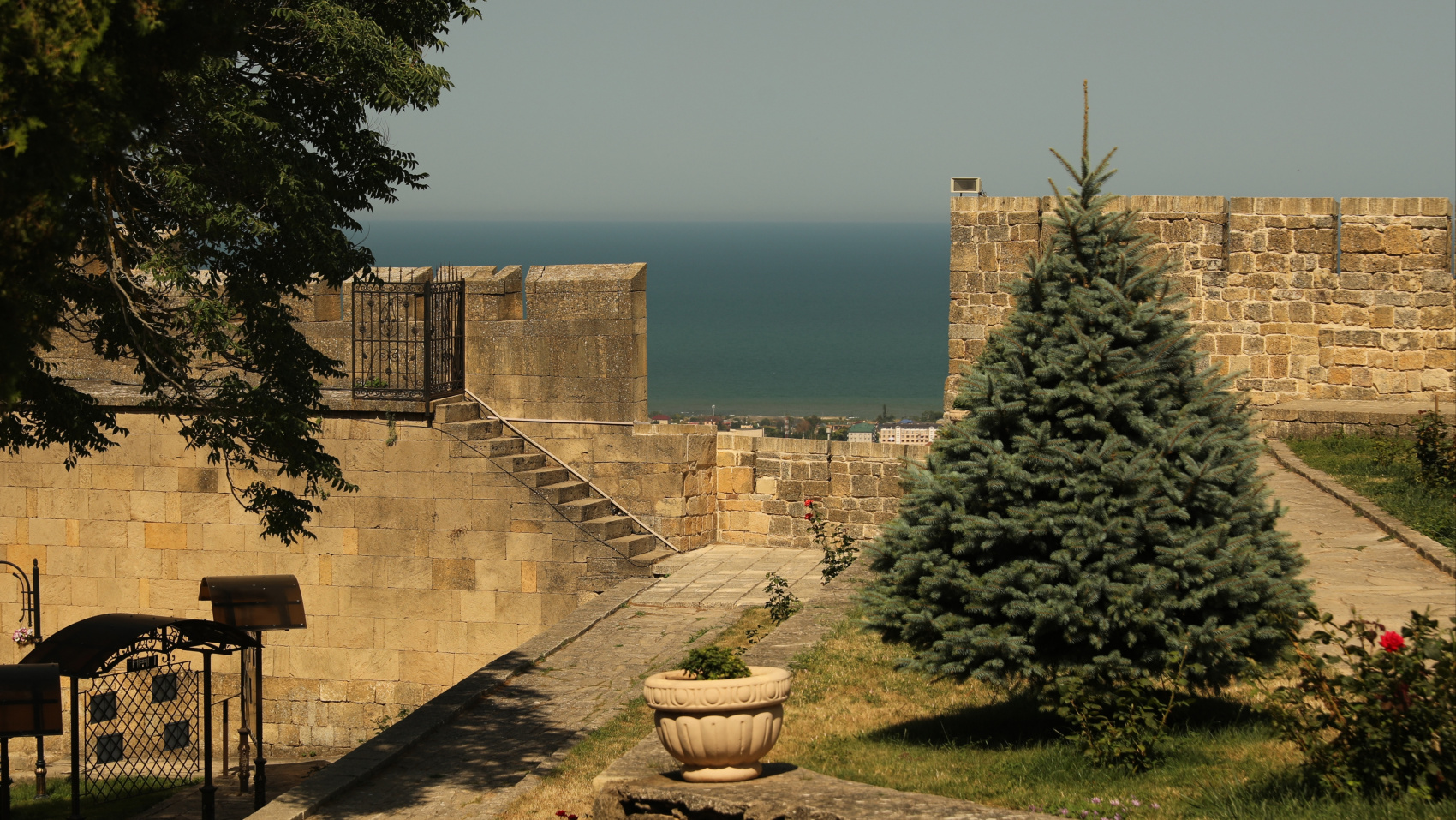 Пляжный Дагестан (г. Каспийск) (33/85)