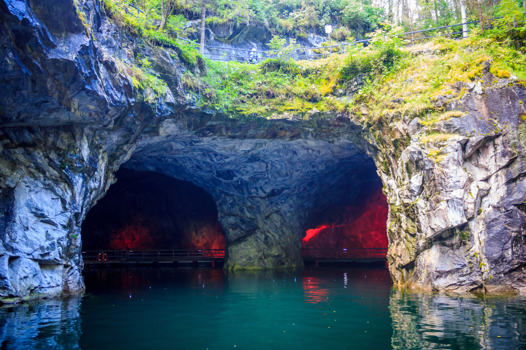 Карелия: Валаам, Кижи и мраморные каньоны (3/16)