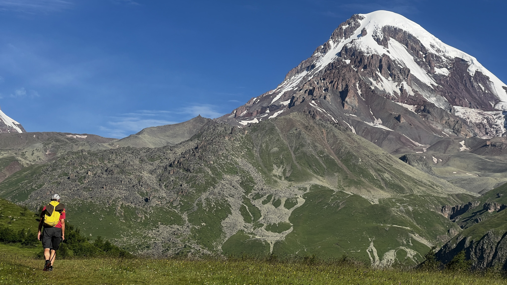 Восхождение на Казбек с юга: горы, хинкали, вино (2/32)