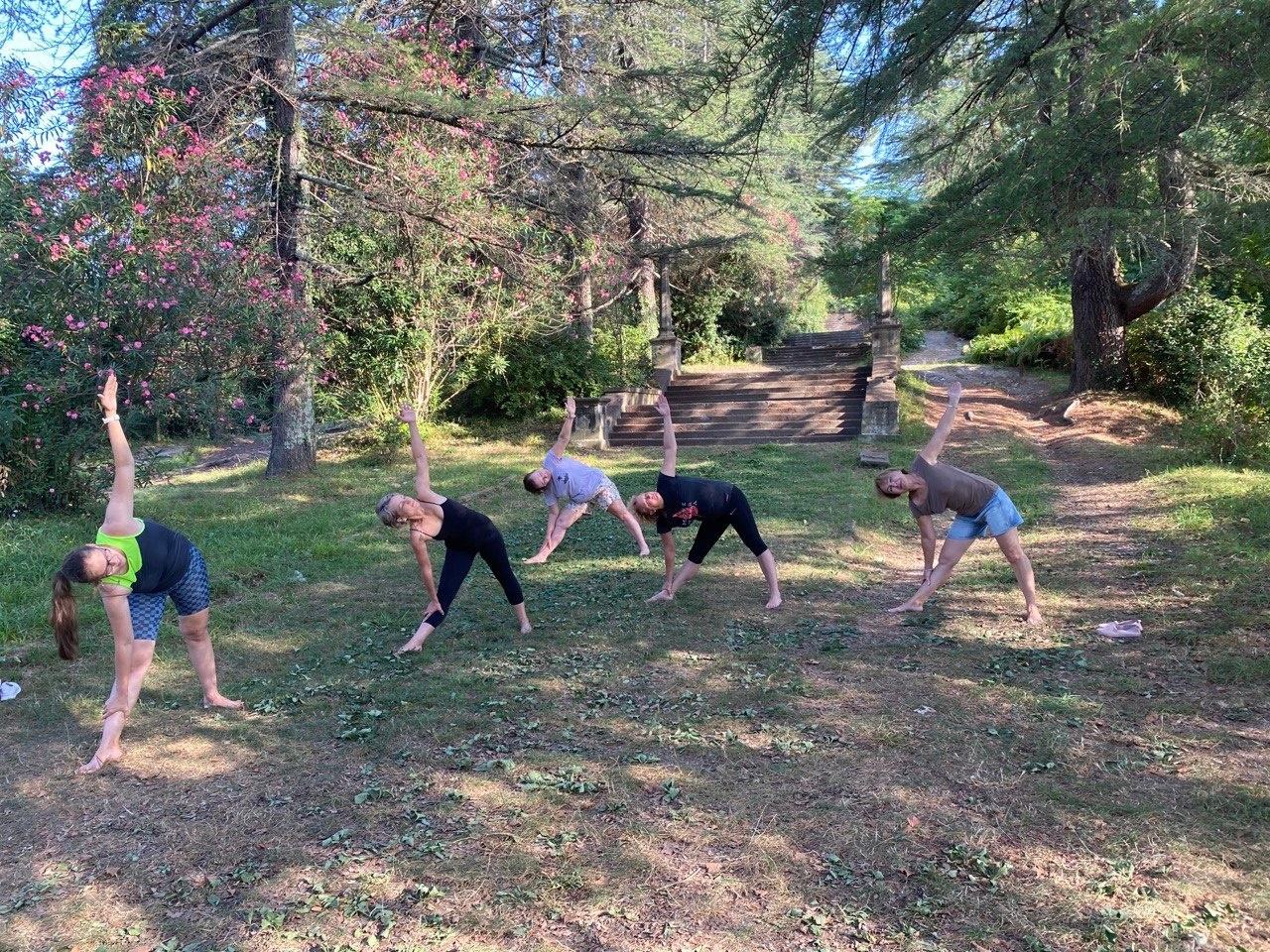 Активный тур в Абхазию: экскурсии, фитнес, море (3/55)