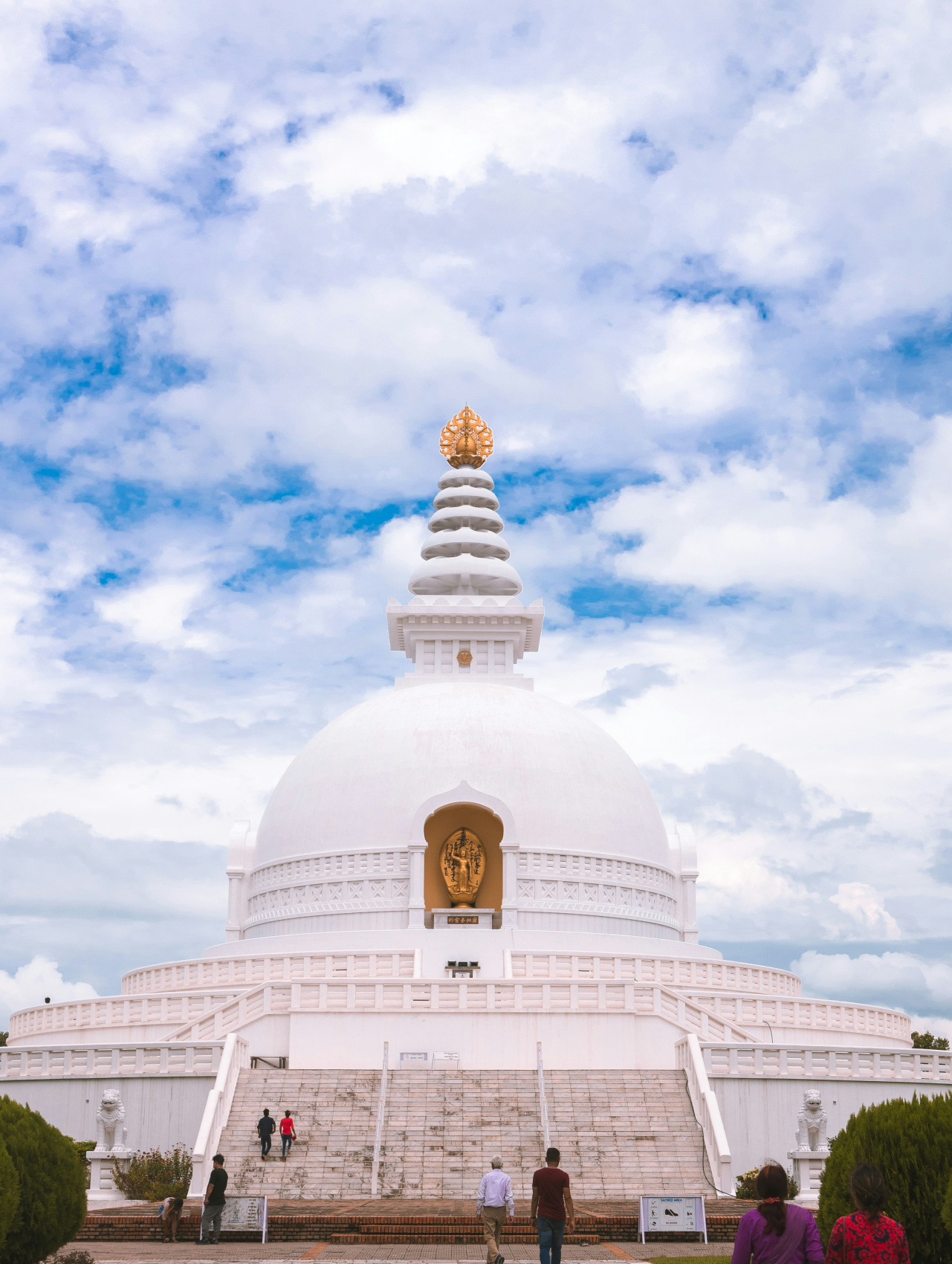 Buddhist Monastery Retreat in Lumbini (3/6)
