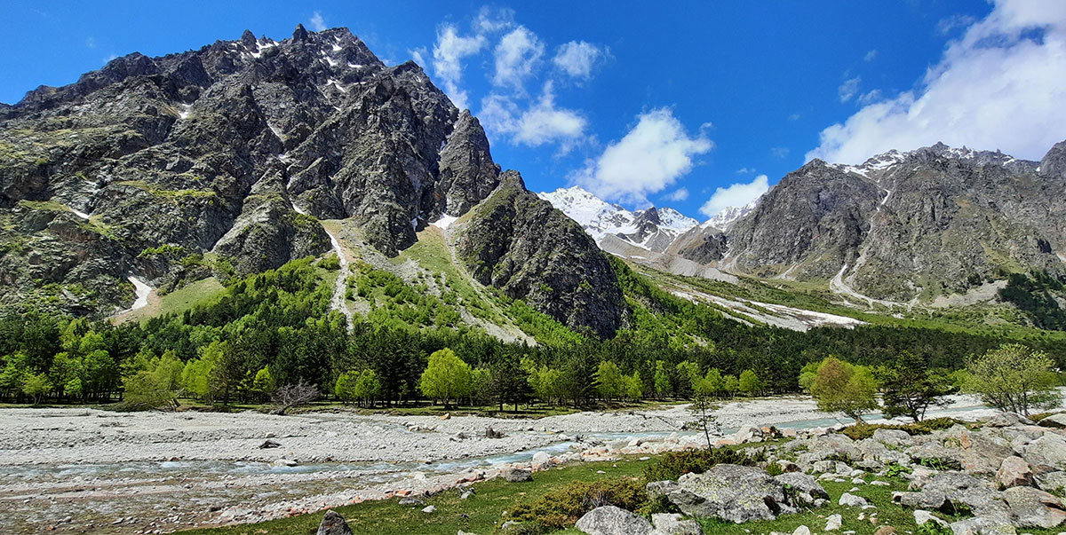 Горный лагерь Уллу-Тау. Манящее Приэльбрусье (17/39)