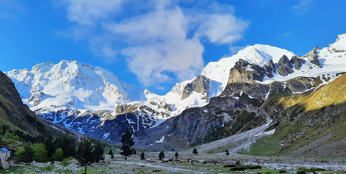 Горный лагерь Уллу-Тау. Манящее Приэльбрусье (9/39)