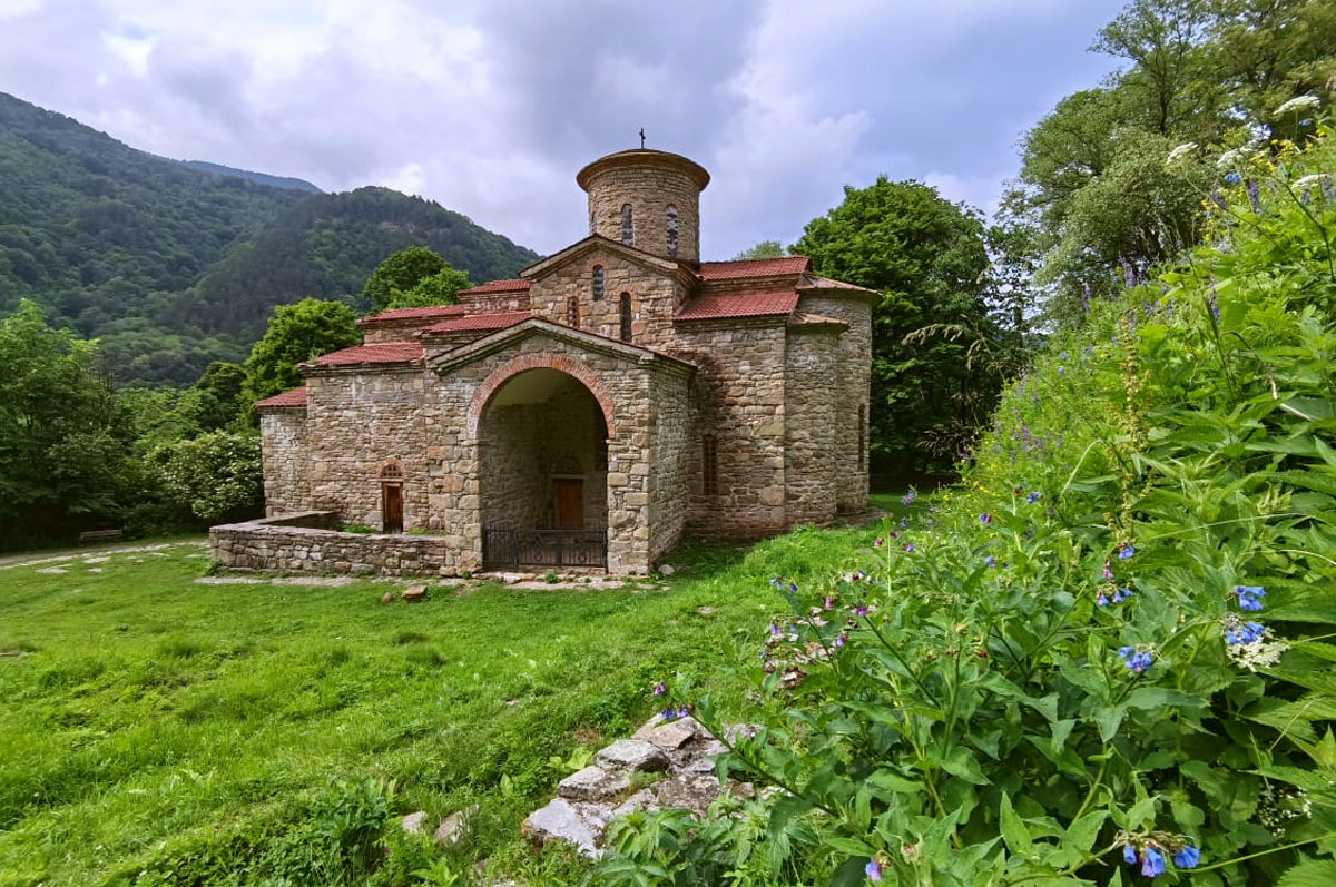 Горный лагерь в Архызе. Софийские озёра. (23/46)