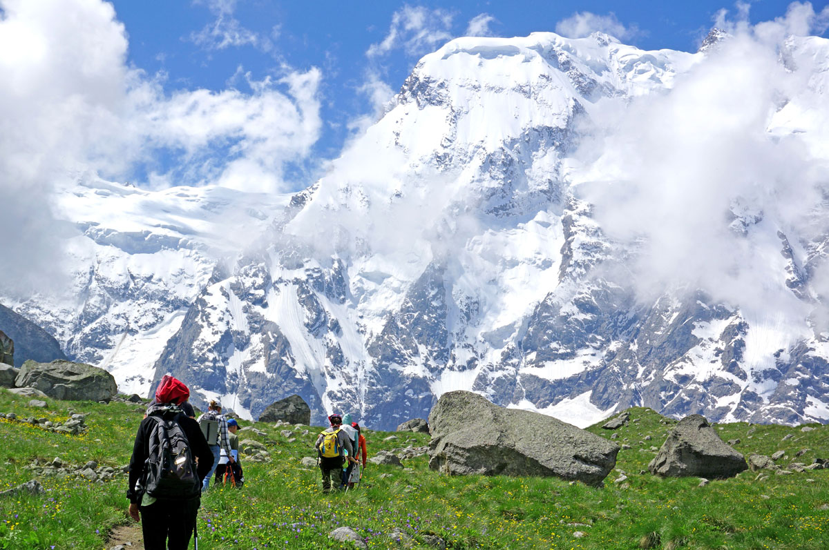 Треккинг в Безенги. Комфорт-тур с гостиницей. (3/54)