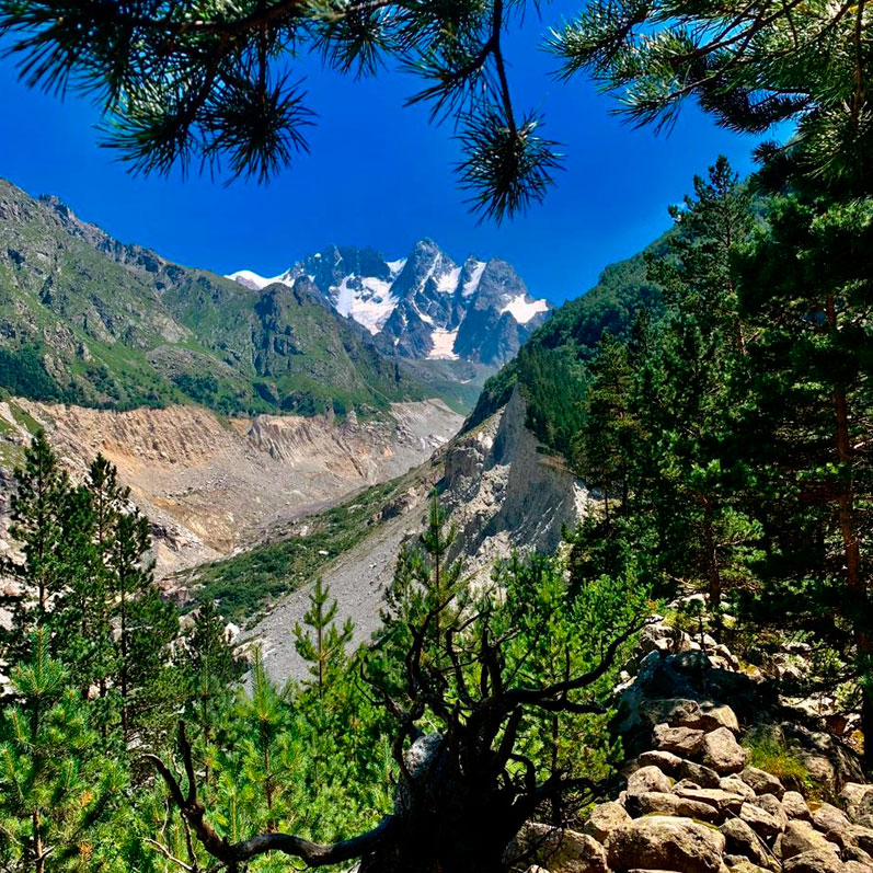 Горный лагерь в Северной Осетии. Дигорское ущелье (3/74)