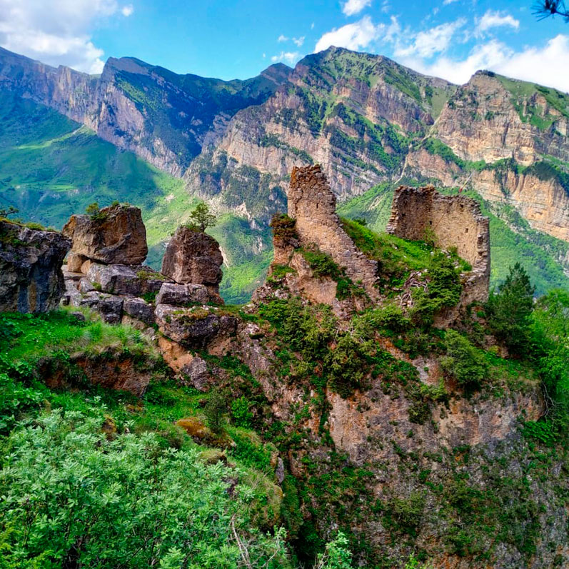 Горный лагерь в Северной Осетии. Дигорское ущелье (38/74)