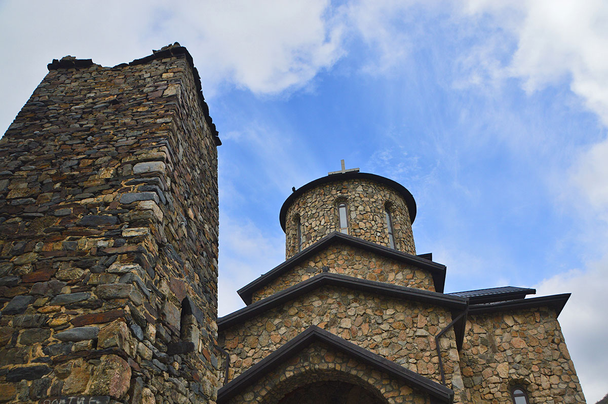 Треккинг в Цейском ущелье. Комфорт-тур с гостиницей (11/50)