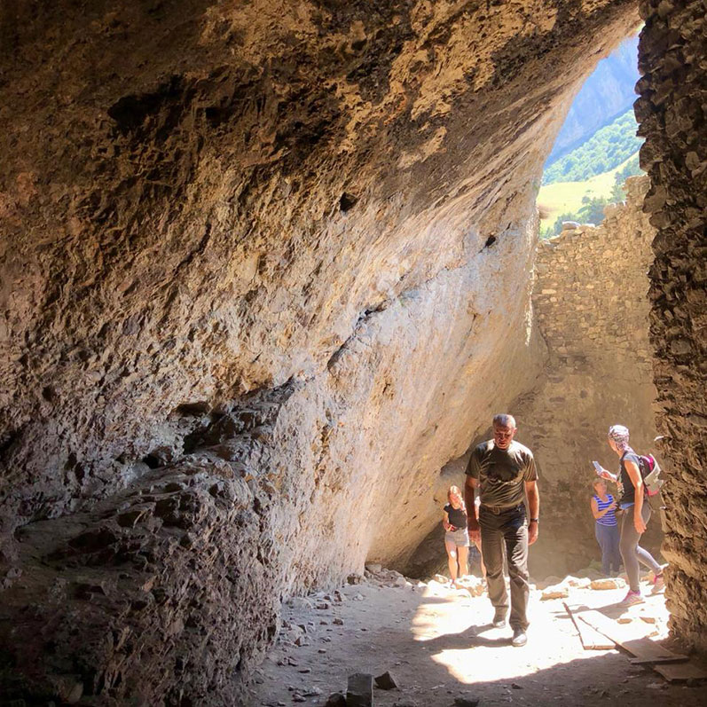 Треккинг в Цейском ущелье. Комфорт-тур с гостиницей (24/50)