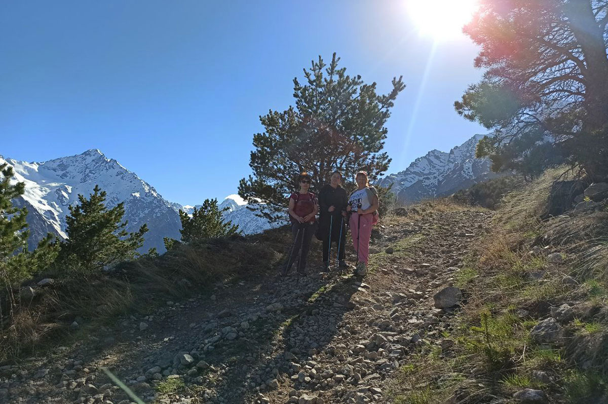 Треккинг в Цейском ущелье. Комфорт-тур с гостиницей (5/50)