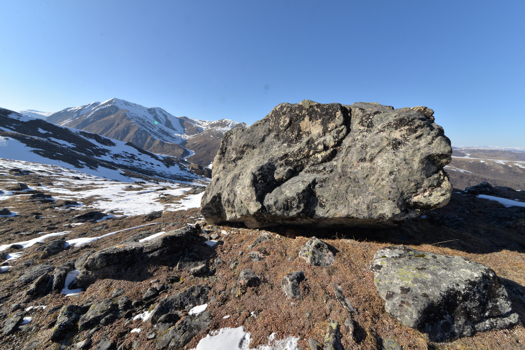 Восхождение на Мункусардык (3491м) и Байкальские приключения (11/23)