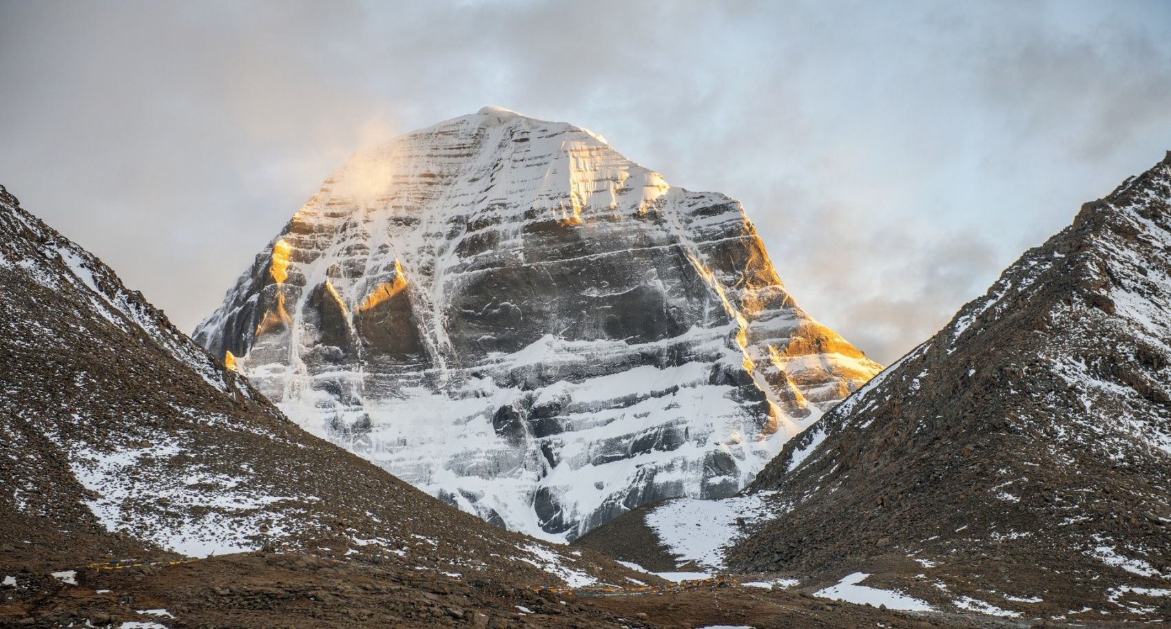 Кора вокруг священной горы Кайлас на Полнолуние (4/10)